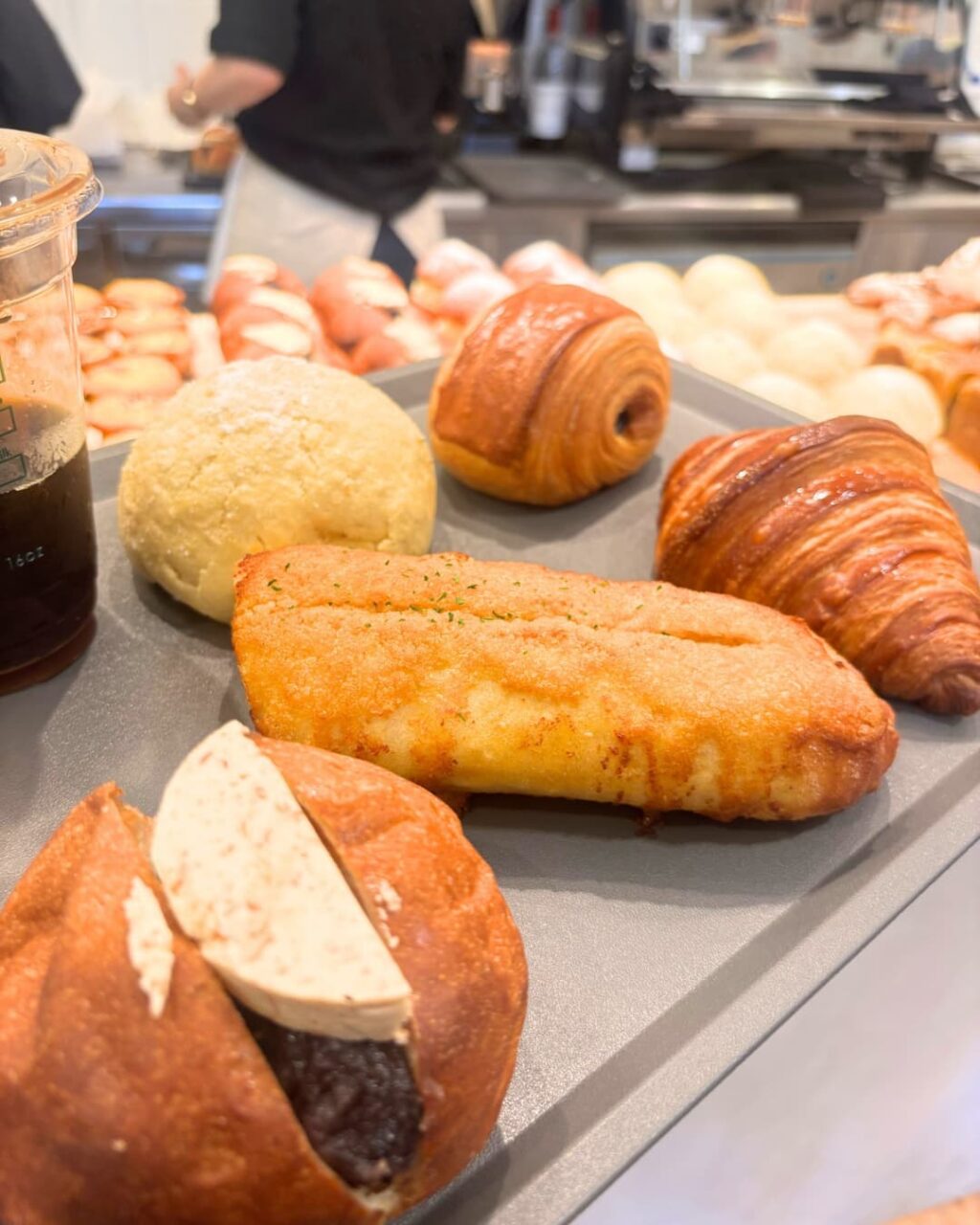 トレーの上のパン