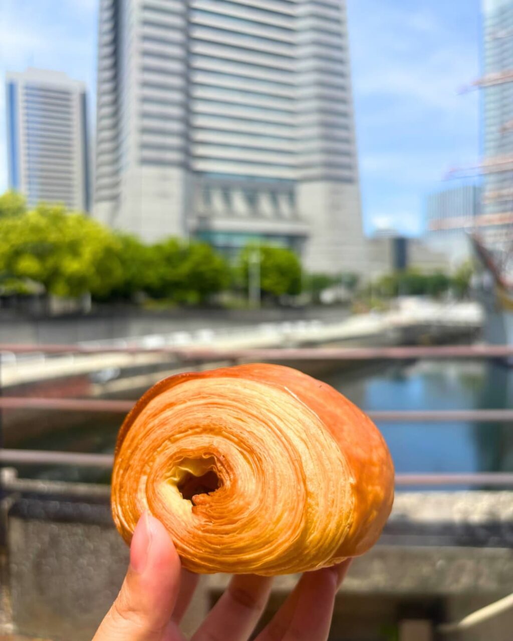 パンオショコラ側面