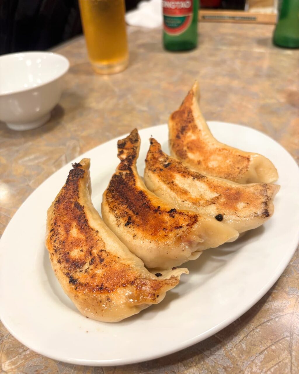 蓬莱閣の焼き餃子