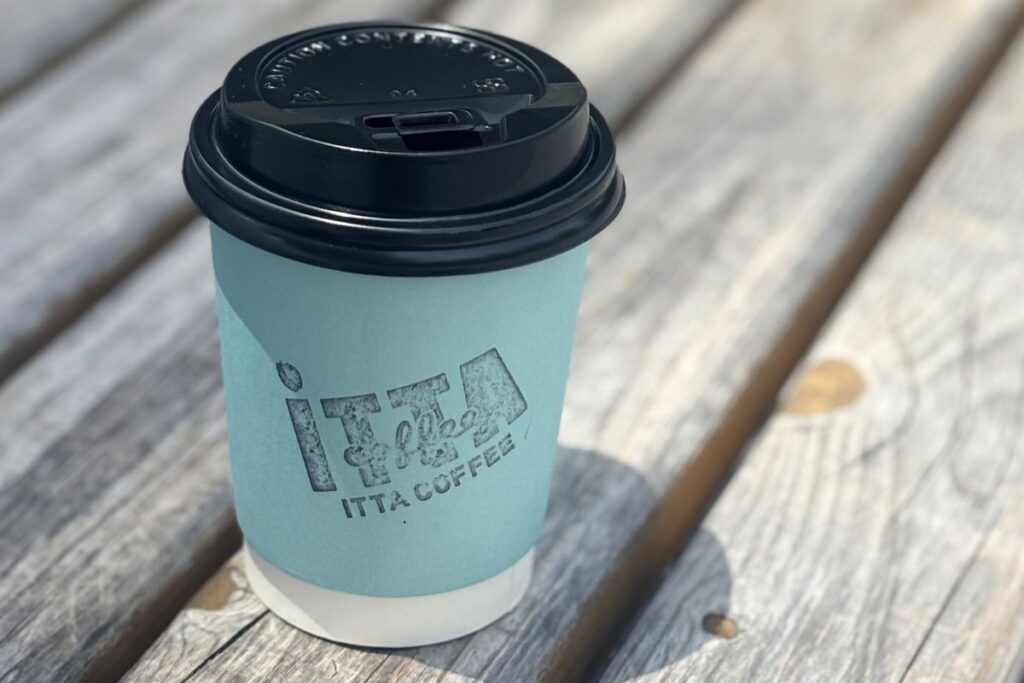 ITTA COFFEEのカップ